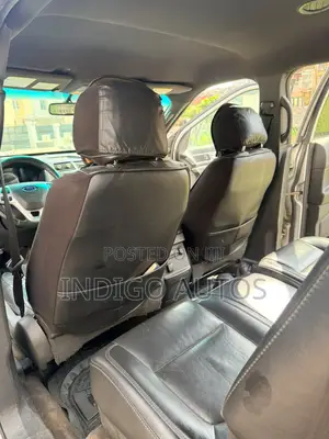 Ford Explorer 2013 Silver
