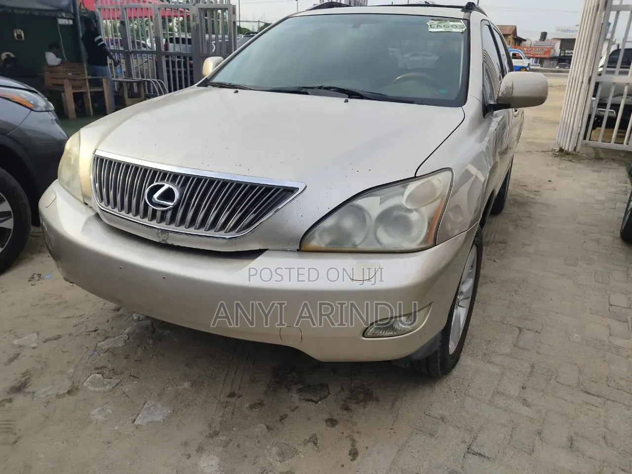 Lexus RX 330 2006 Gold