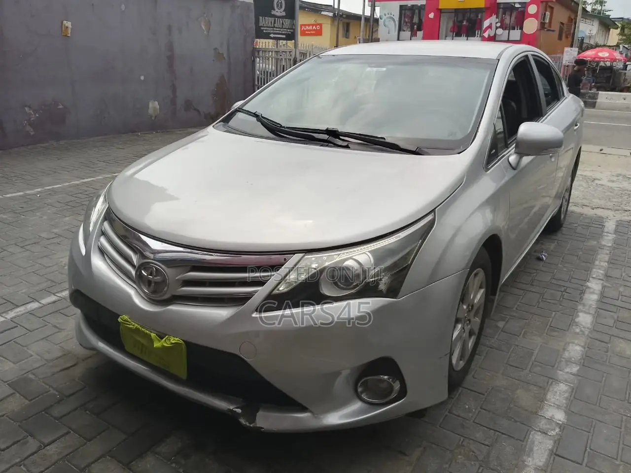 Toyota Avensis 2015 Silver