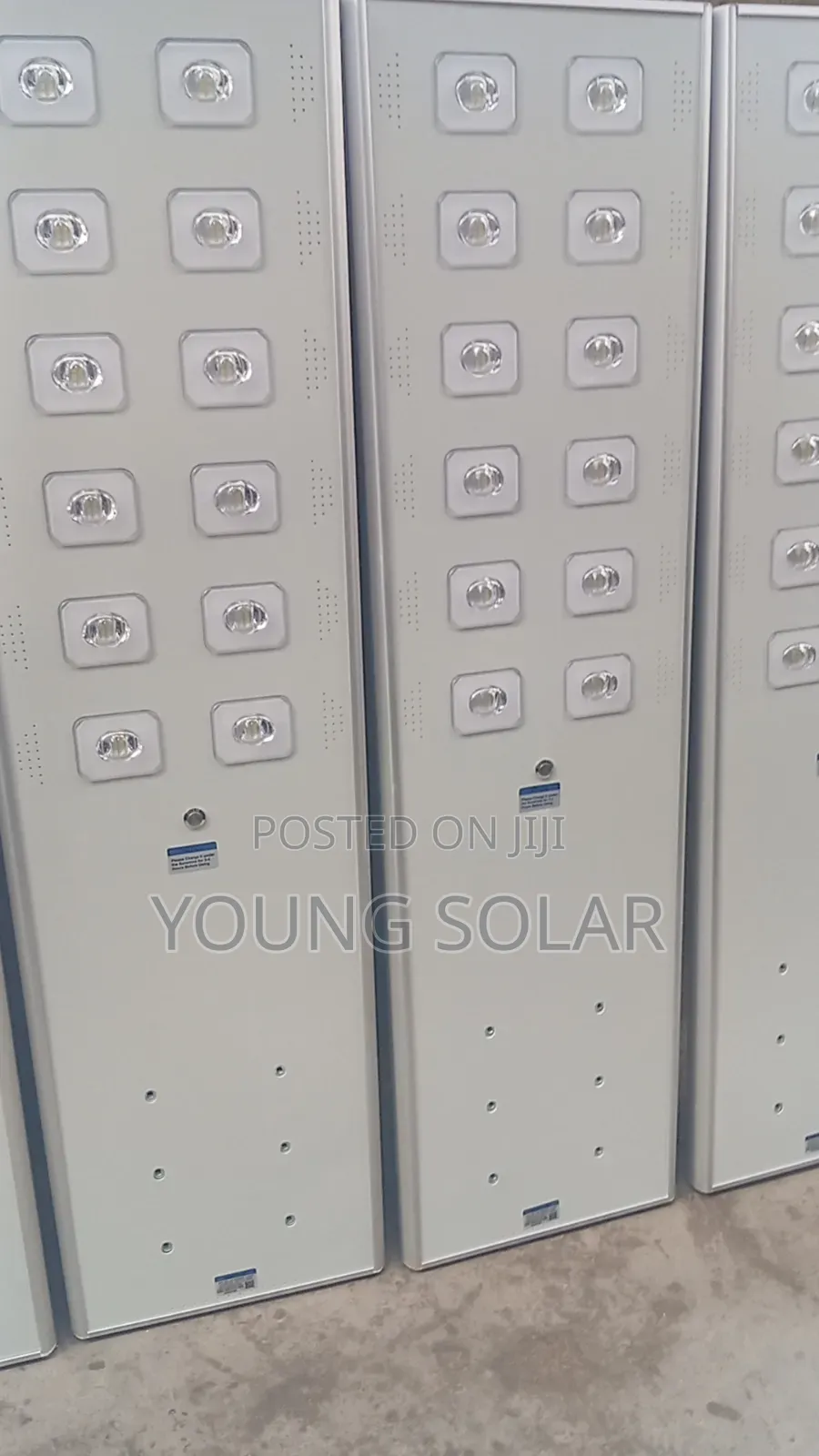 12 Eyes Wakatek Solar Street Lights