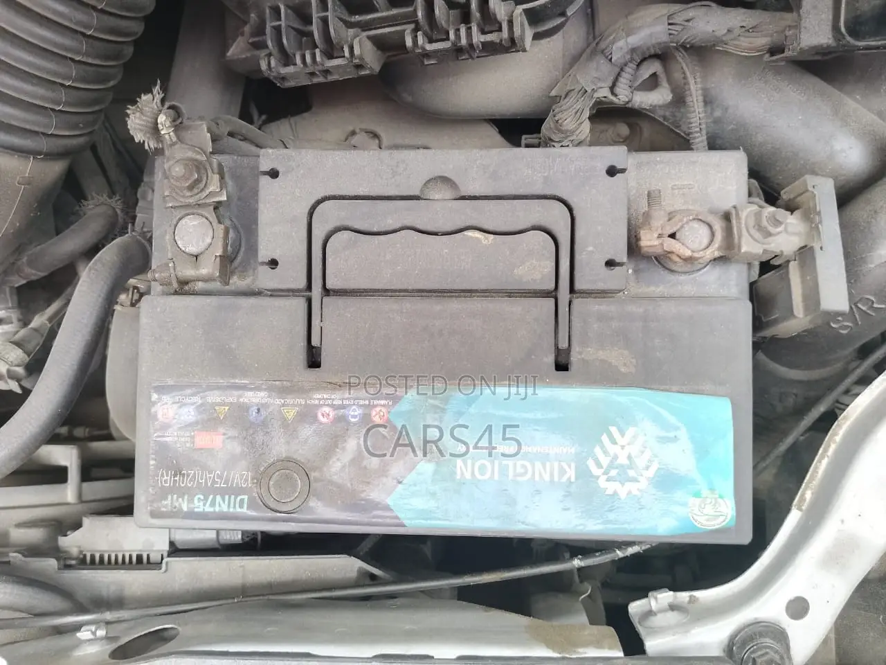 Toyota Avensis 2015 Silver