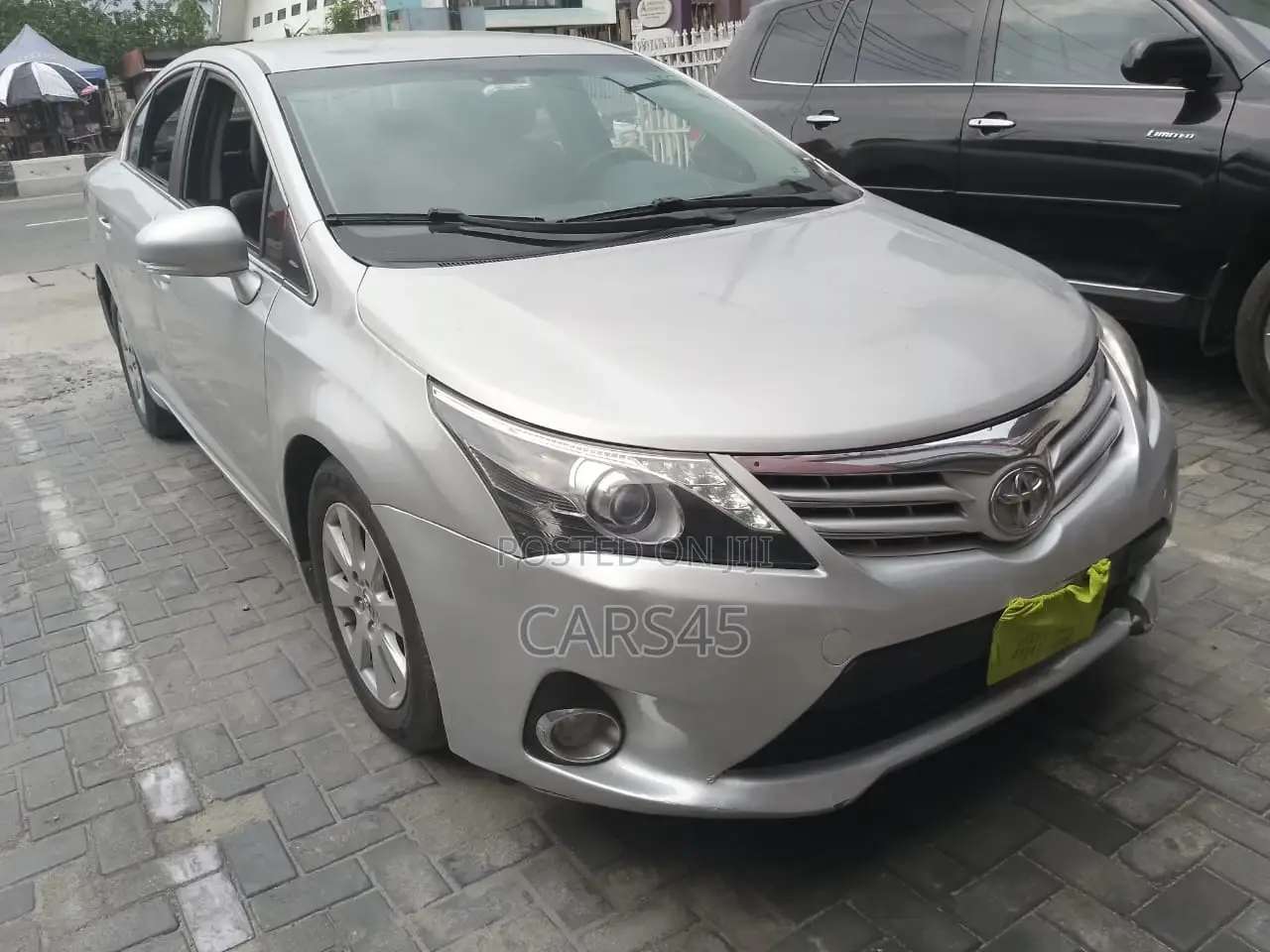 Toyota Avensis 2015 Silver