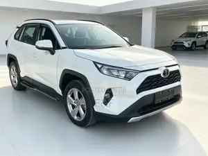 Toyota RAV4 2020 White