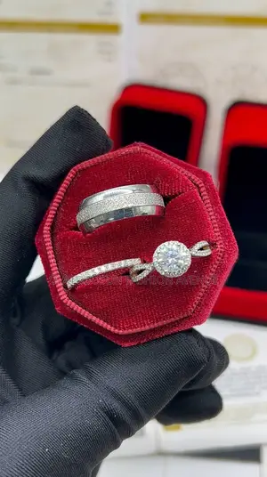 VVS Moissanite Diamond Wedding Rings and Engagement Rings