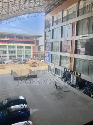 44 Square Meter OFFICE/SHOP Space to Let