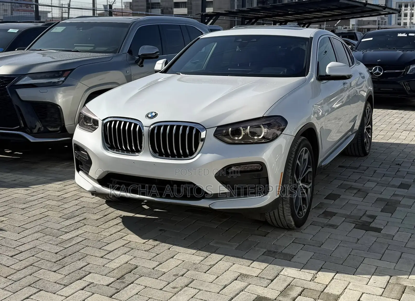 BMW X4 xDrive30i 2022 White