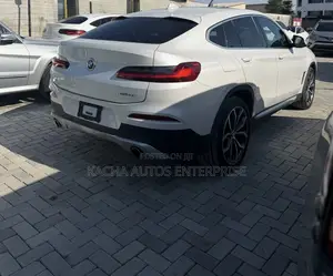 BMW X4 xDrive30i 2022 White
