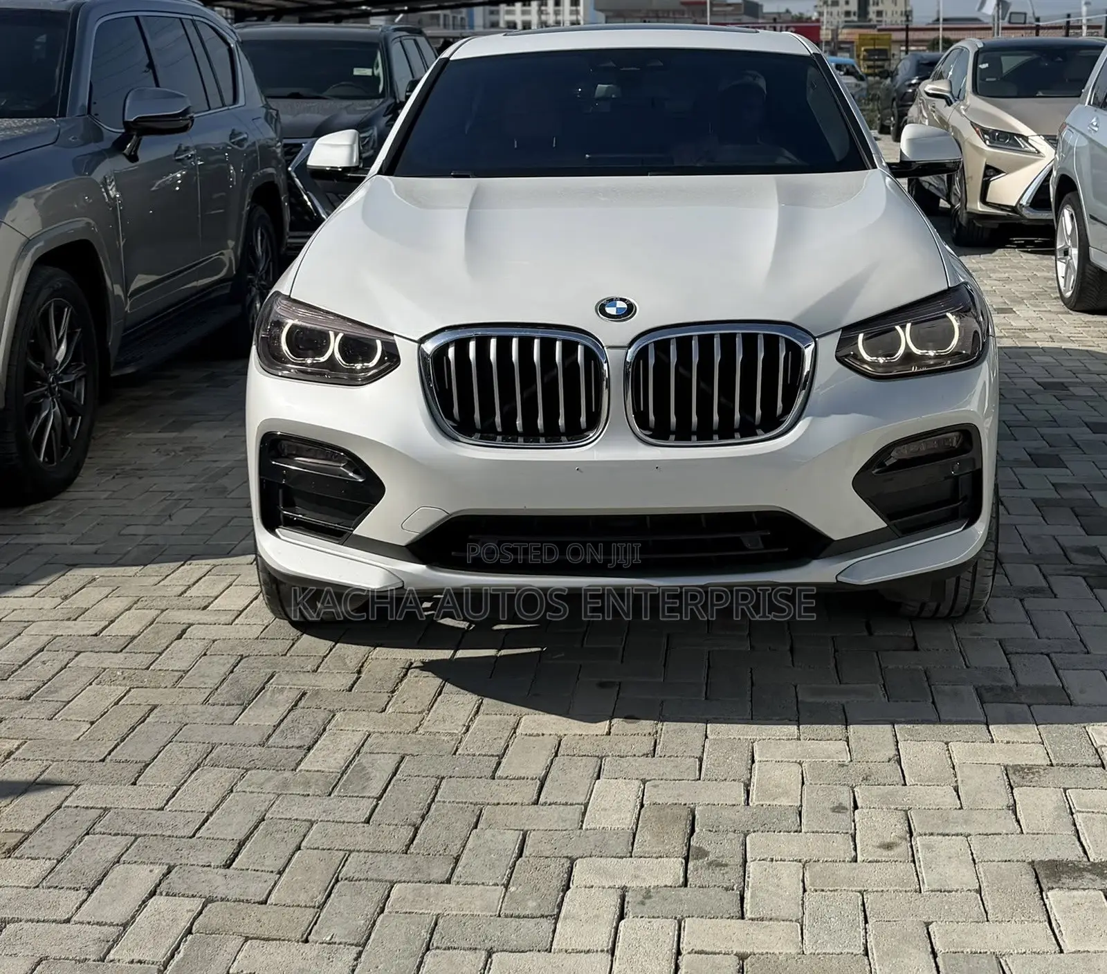 BMW X4 xDrive30i 2022 White