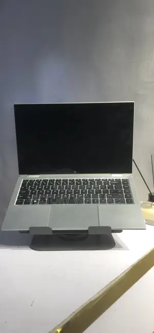 Laptop HP EliteBook x360 1040 G7 16GB Intel Core i5 SSD 256GB