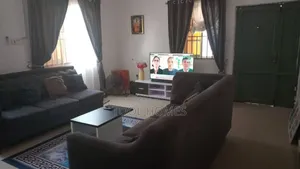 Neatly Used Set of Chairs