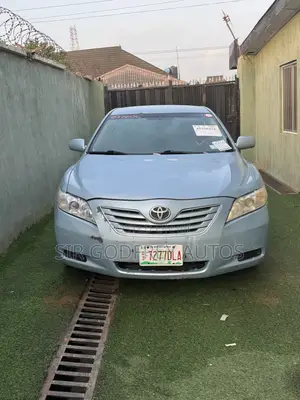 Toyota Camry LE 4dr Sedan (2.4L 4cyl 5A) 2009 Blue