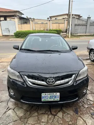 Toyota Corolla LE 4dr Sedan (1.8L 4cyl 4A) 2010 Black