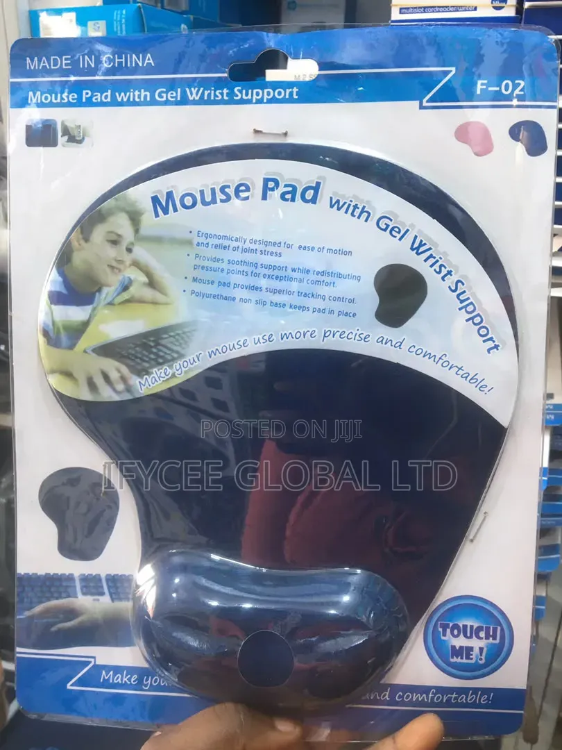 Mouse Pad With Gel Wrist Support