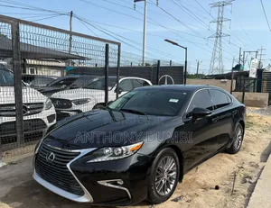 Lexus ES 2018 Black