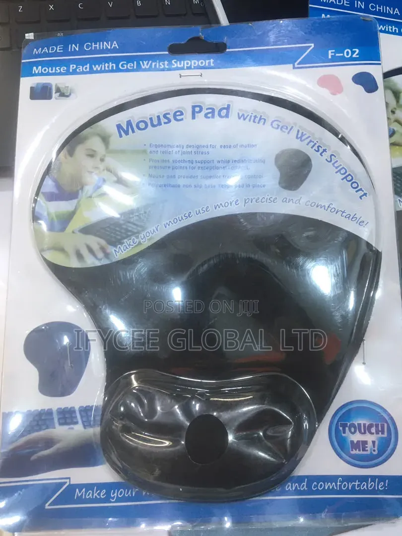Mouse Pad With Gel Wrist Support