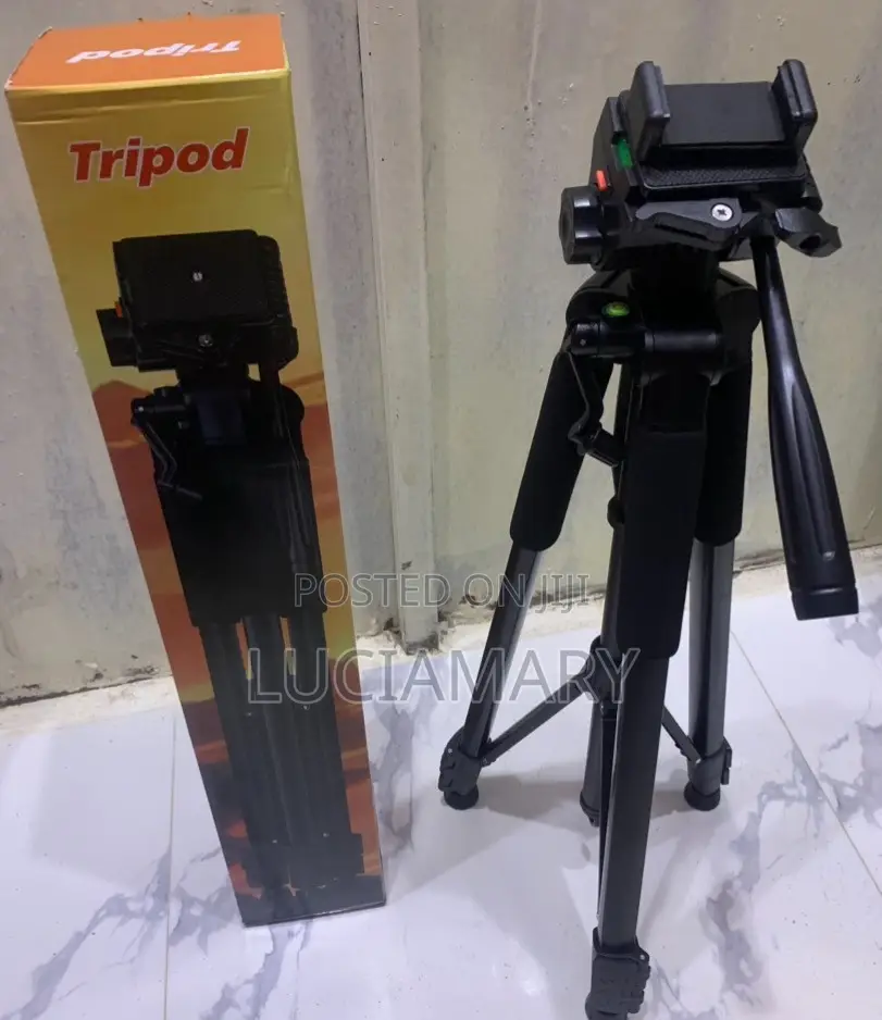 Professional Tripod Stand 640m Height Working Height 610