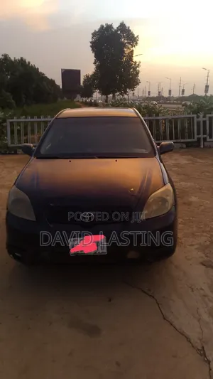 Toyota Matrix XR Hatchback FWD (1.8L 4cyl 4A) 2004 Black