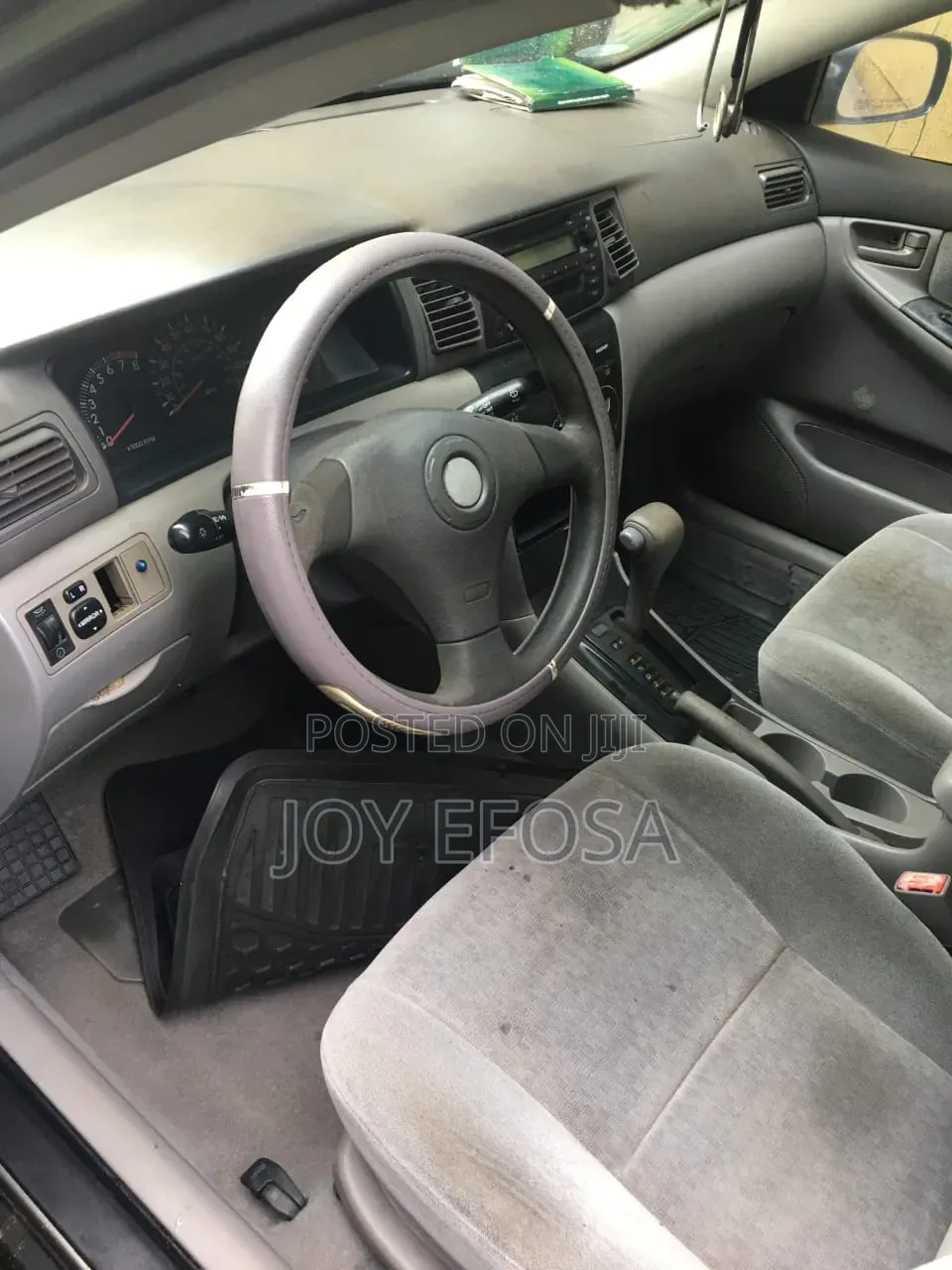 Toyota Corolla 2004 Gray