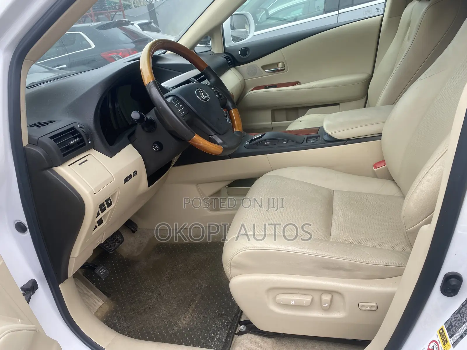 Lexus RX 2011 White