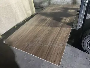2.4 Marine Board Mac