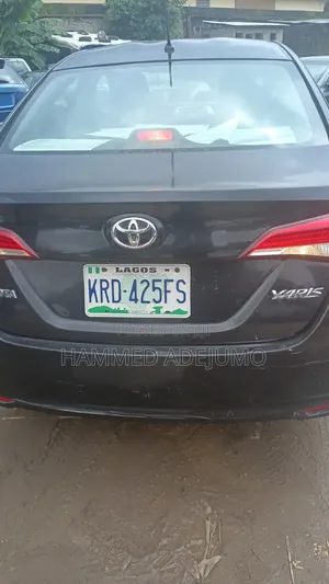 Toyota Corolla 2010 Black