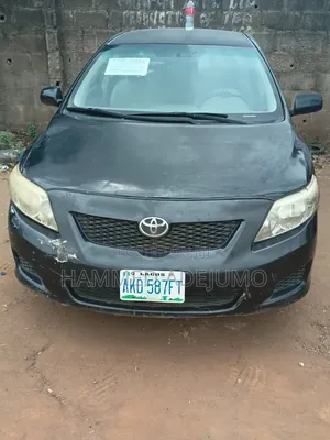Toyota Corolla 2010 Black