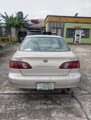 Toyota Corolla 2002 Silver