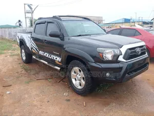 Toyota Tacoma 2012 Black
