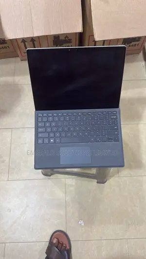 Laptop Dell Latitude 7210 2-in-1 16GB Intel Core i5 SSD 256GB