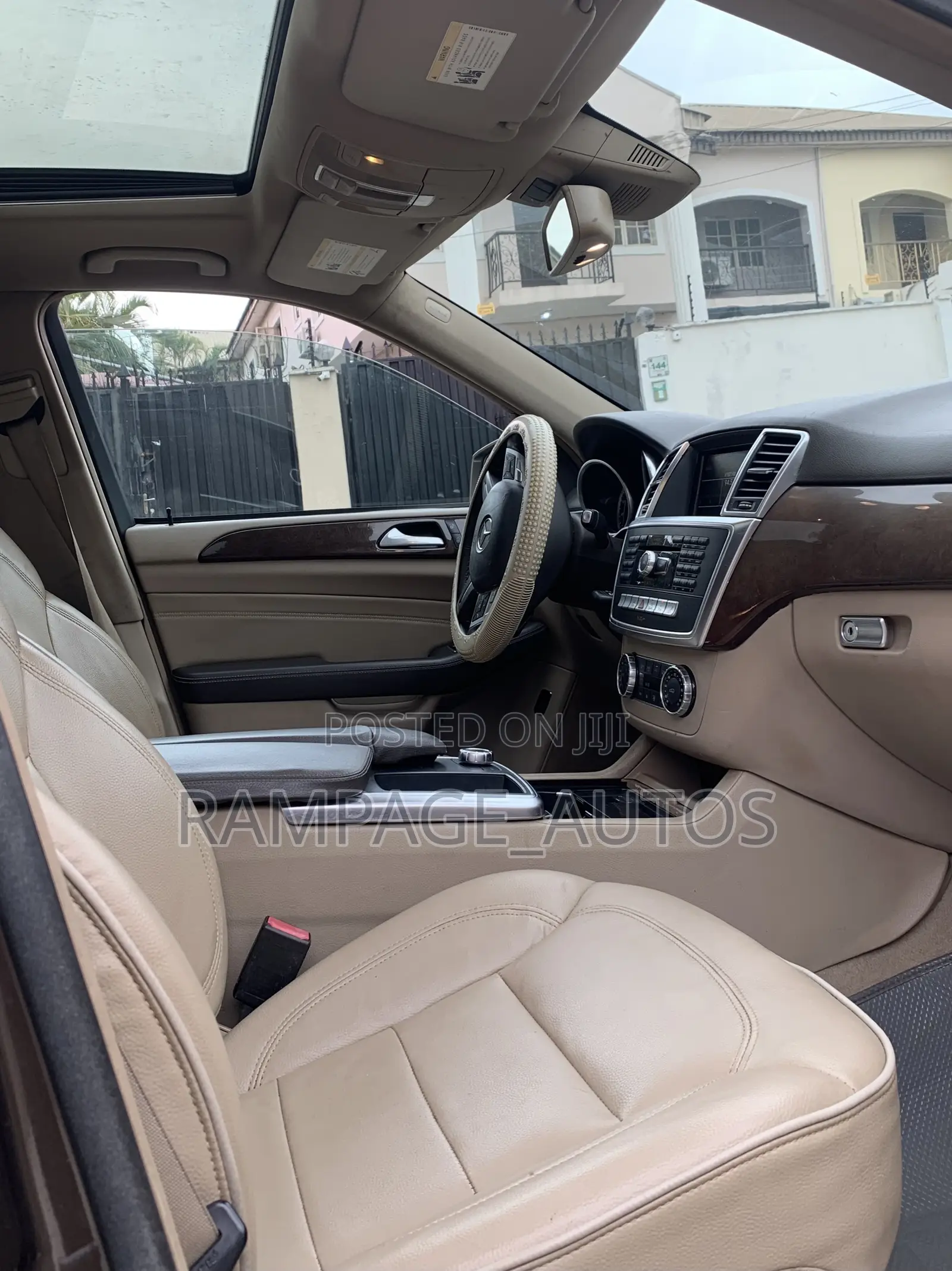 Mercedes-Benz M Class 2012 Brown