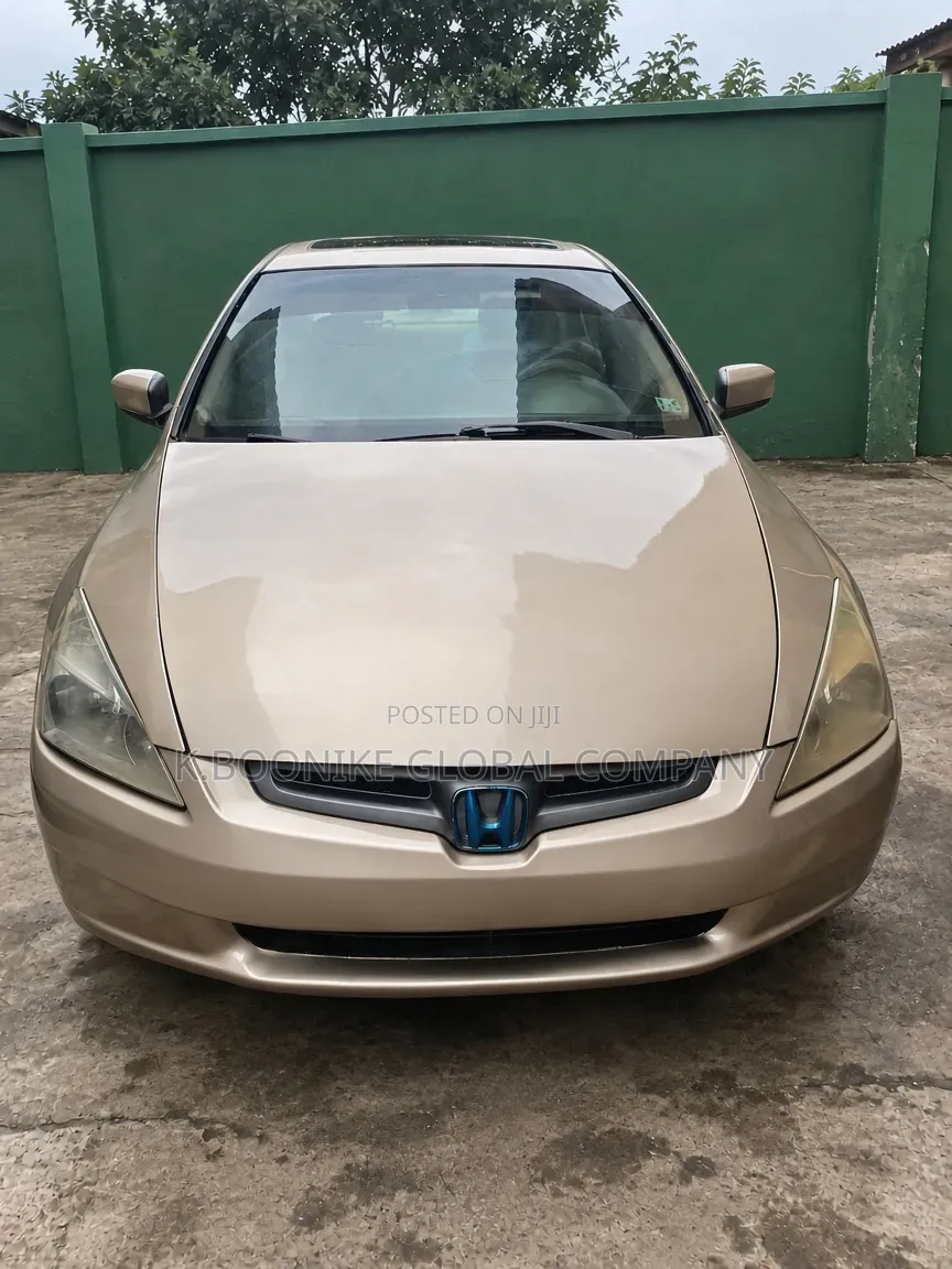 Honda Accord Automatic 2004 Gold