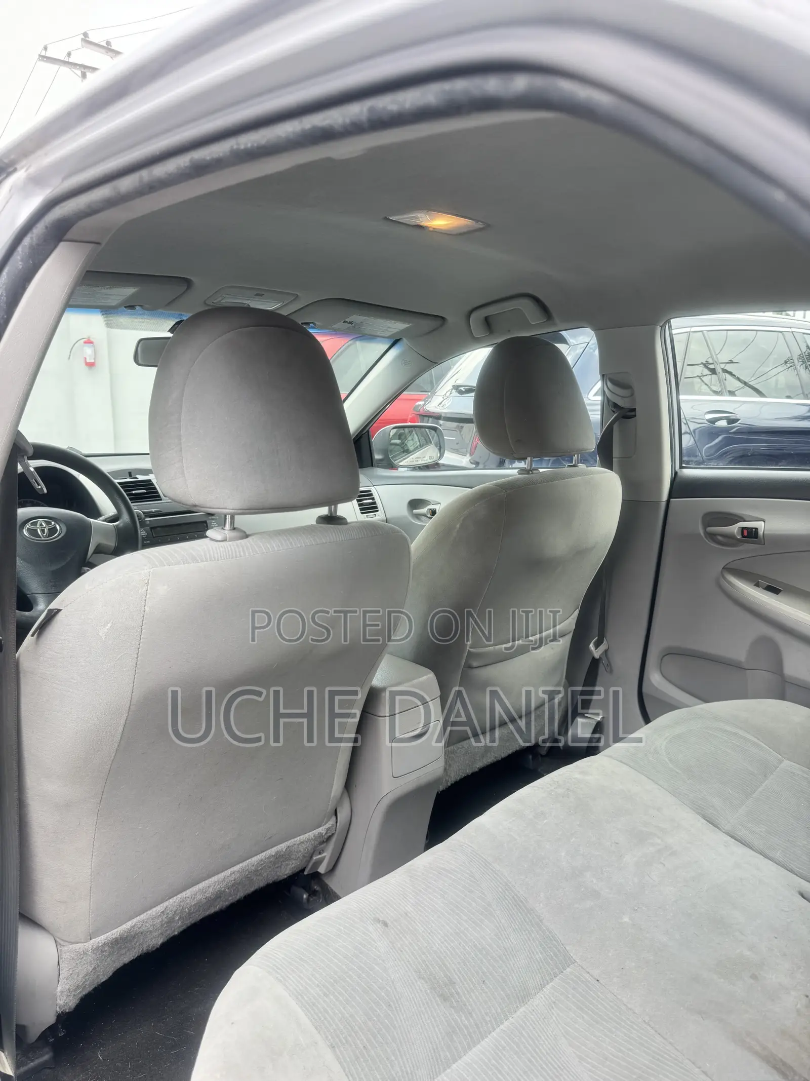 Toyota Corolla 2012 Silver