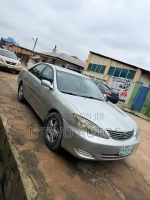 Toyota Camry LE 4dr Sedan (2.4L 4cyl 5A) 2006 Silver