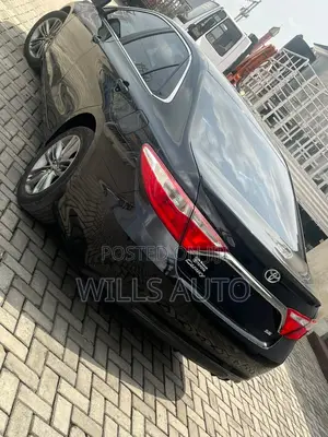 Toyota Camry 2017 Black