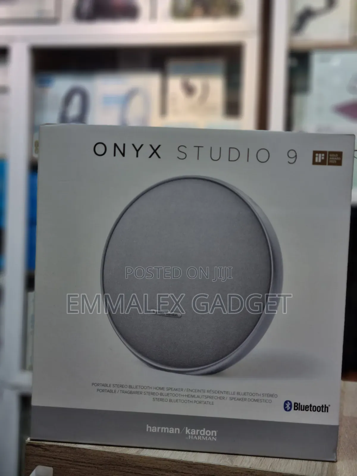 Onyx Studio 9