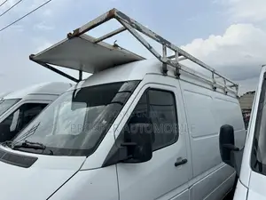 Mercedes-Benz Sprinter 2005 White