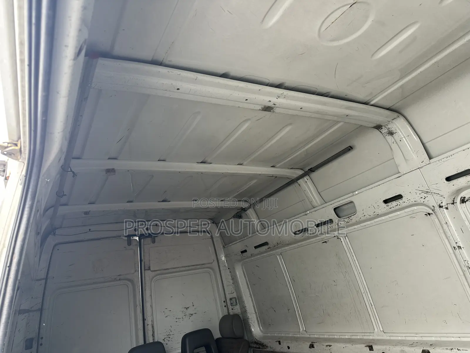 Mercedes-Benz Sprinter 2005 White