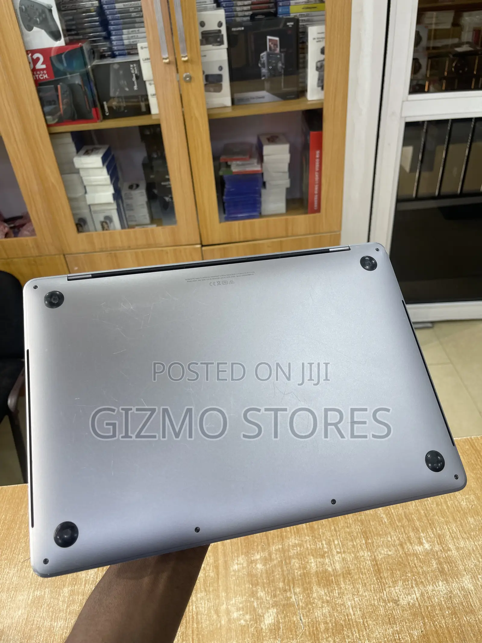 Laptop Apple MacBook Pro 2020 16GB Intel Core i5 SSD 512GB