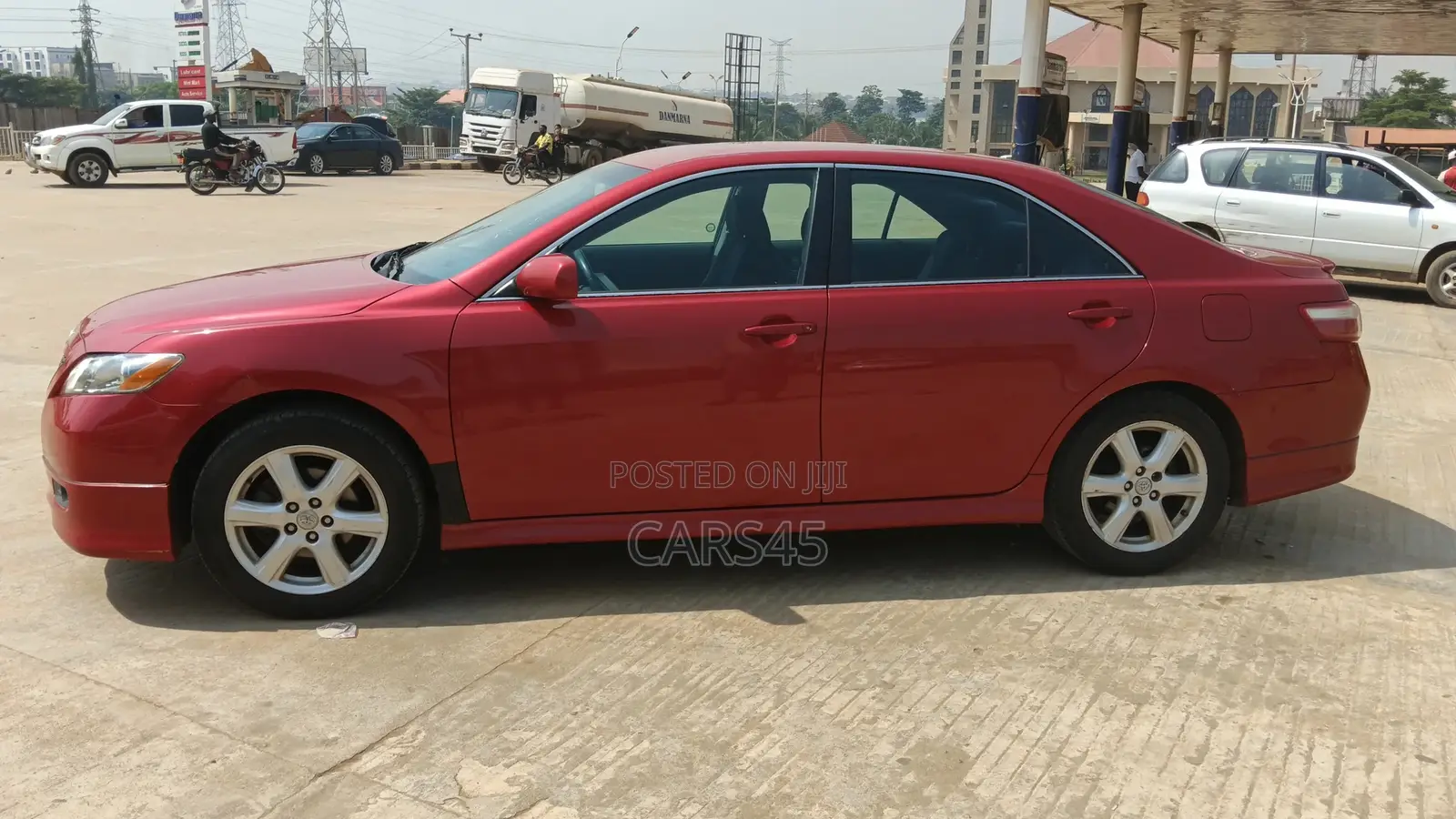 Toyota Camry 2009 Red