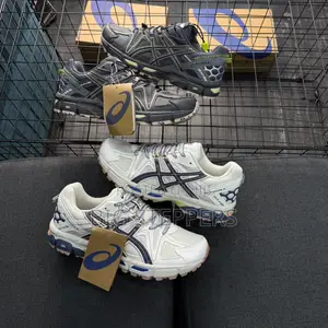 Asics Gel Kahana 8 Sneakers