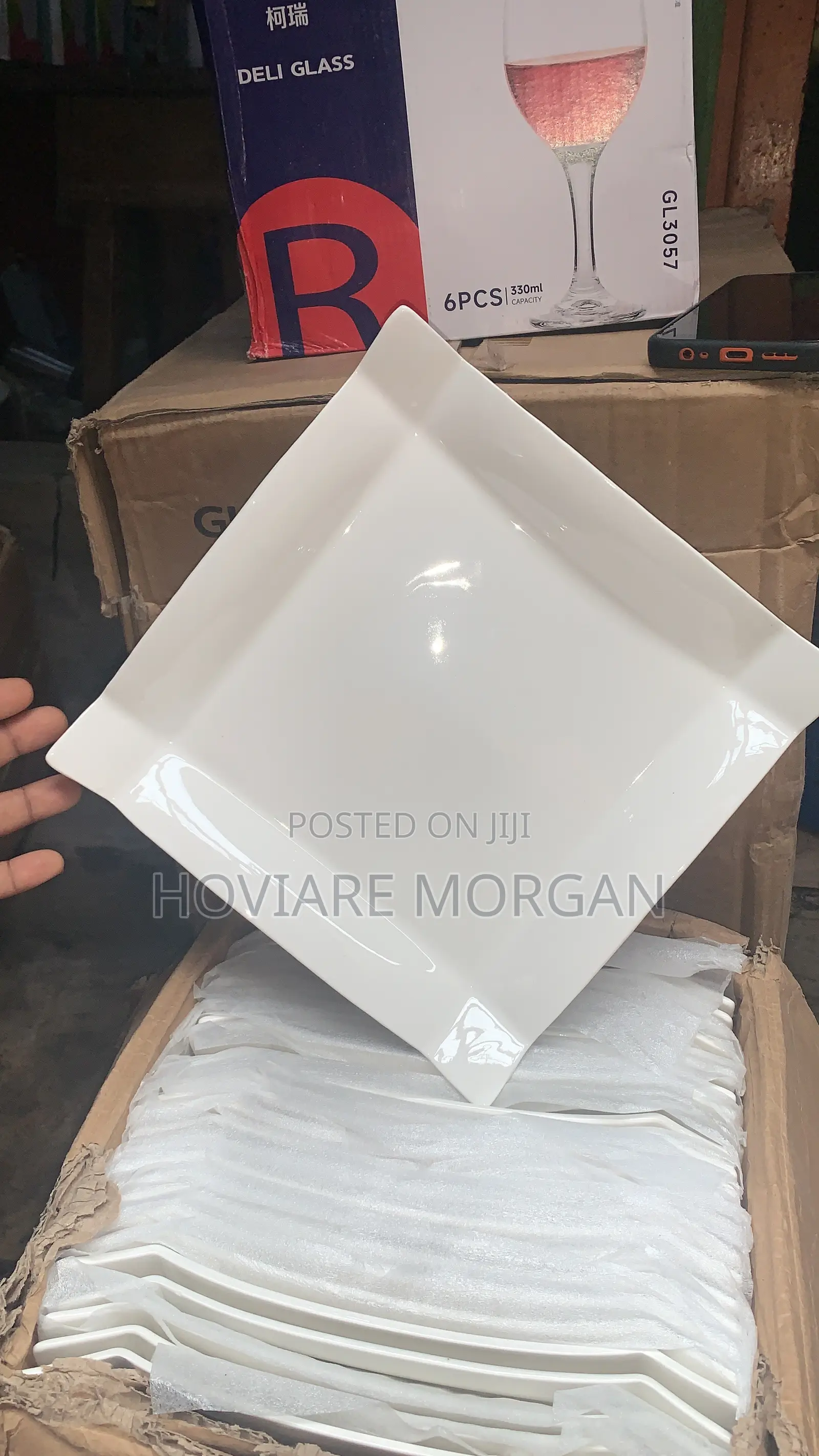4 Corner Breakable Plate