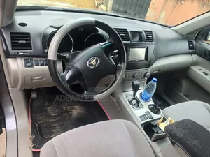Toyota Highlander 2013 Gray