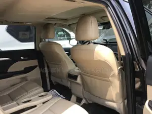 Toyota Highlander XLE 2019 Black