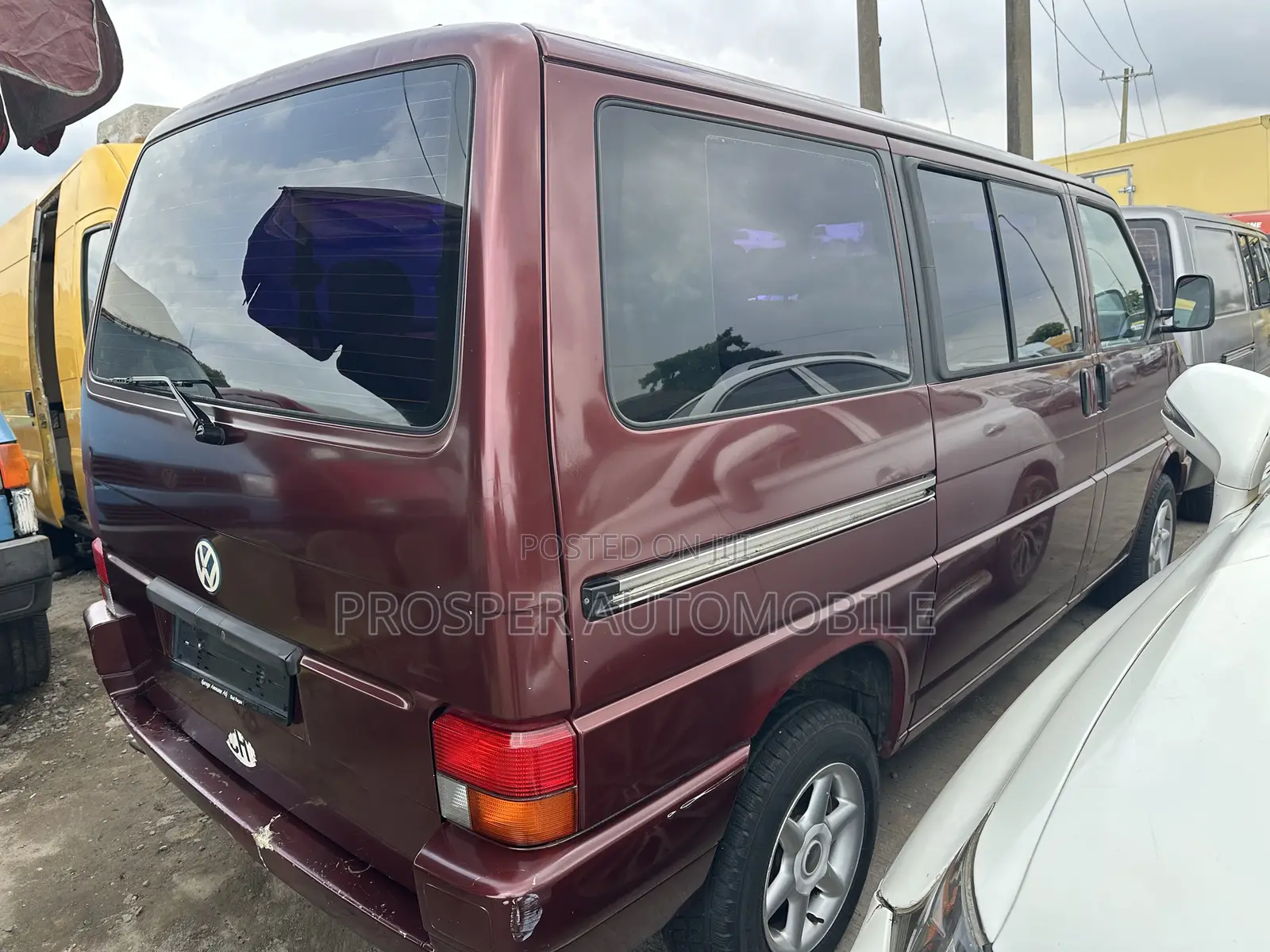 Volkswagen Transporter 2005 Red