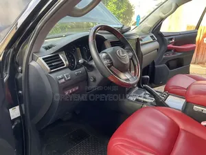 Lexus LX 570 AWD 2013 Black