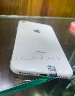 Apple iPhone 8 64 GB