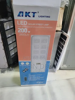 200w AkT Solar Street Light