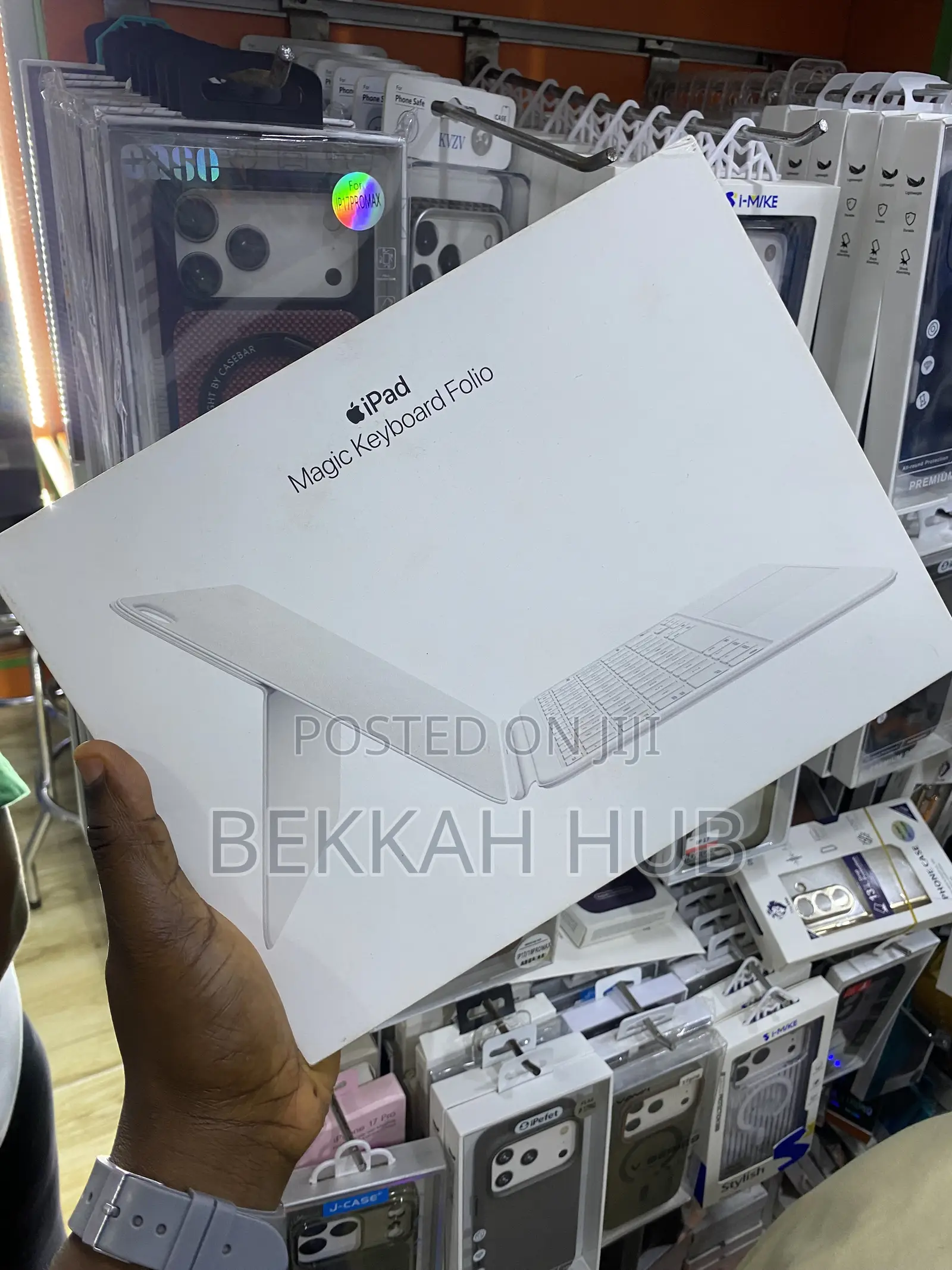 Apple iPad Magic Keyboard Folio
