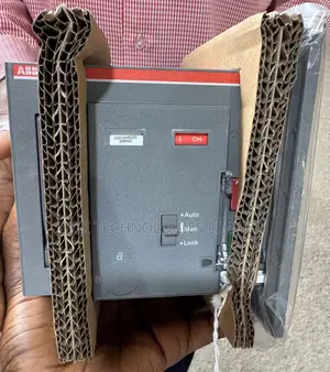 ABB Motorizing Moe Xt5 220 250v AC/Dc