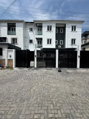3bdrm Apartment in Osapa london for rent